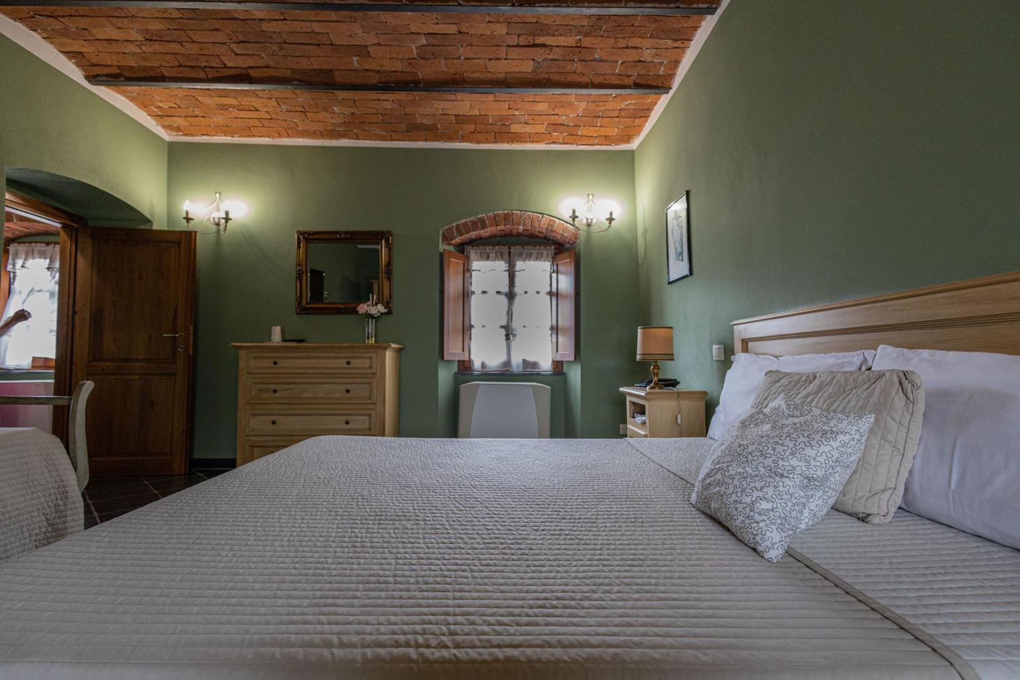 Albergo La Luna Sarzana Exterior foto